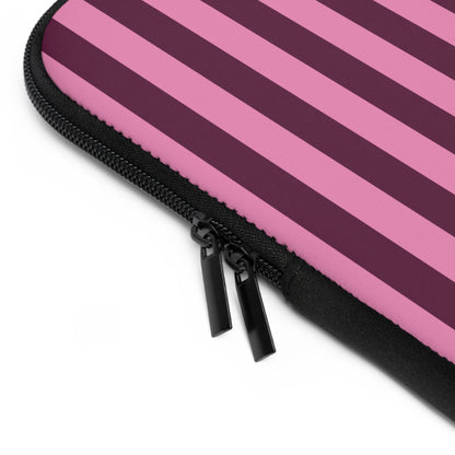 Close-up of the zipper and edge of the Burgundy Pink Cabana Stripe laptop sleeve